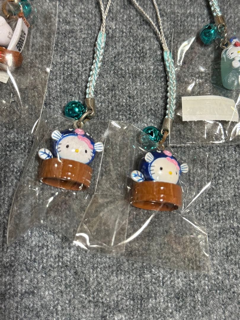 ご当地限定ハローキティ　根付け　13個セット