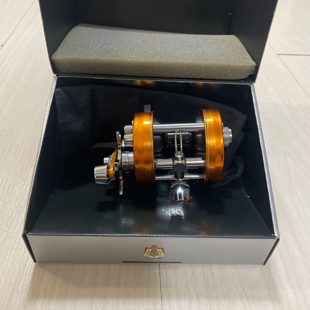 《限定品》ABU アンバサダー2500c サンセットオレンジ　【新品・未使用】