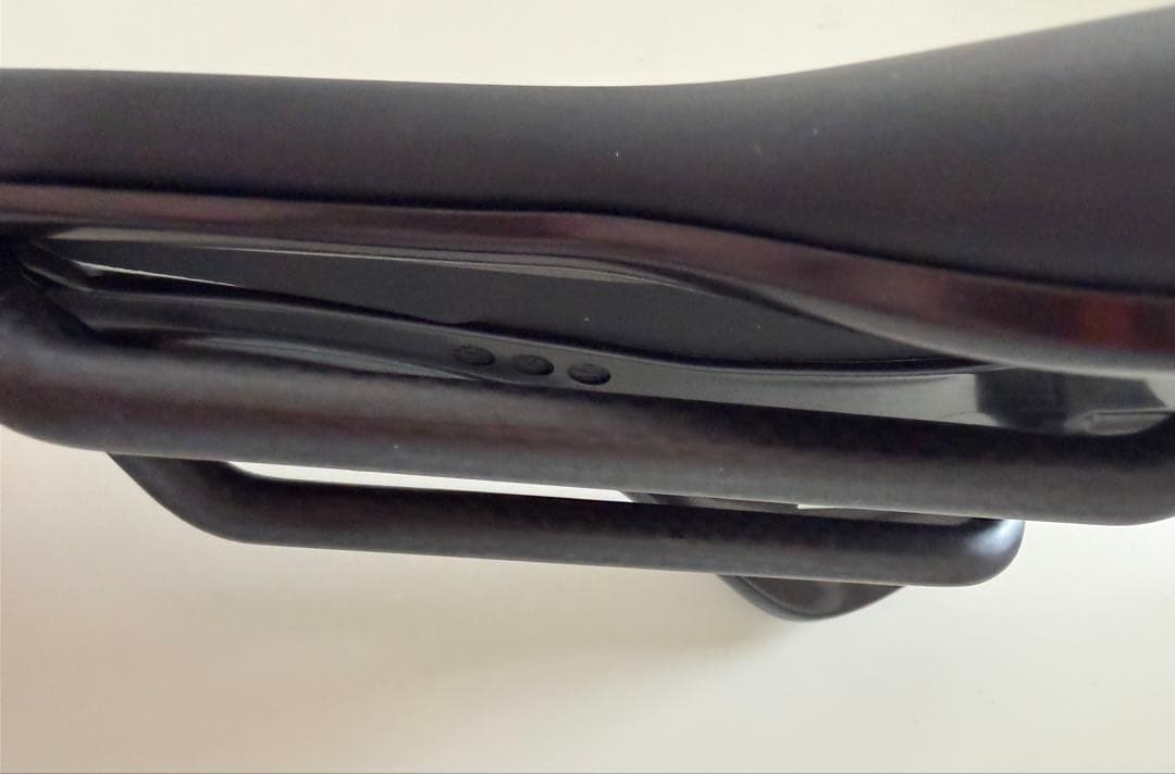 prologo（プロロゴ）サドル NAGO R4 NACK 245×147mm