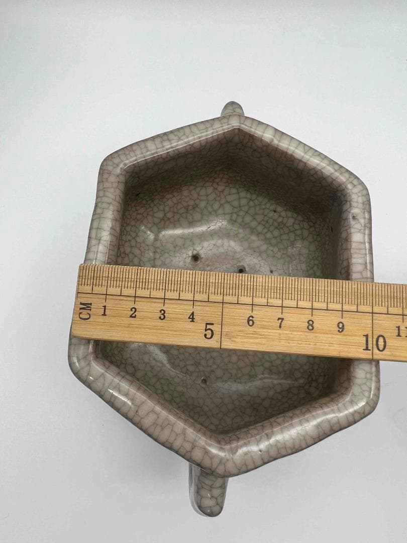 宋時代　青磁　汝官窯 氷裂紋 支釘焼き 双螭龍耳 鼓釘六方香炉(C-61)