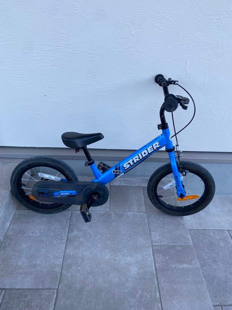 STRIDER 14x　ストライダー　ブルー　【埼玉県　引取限定】