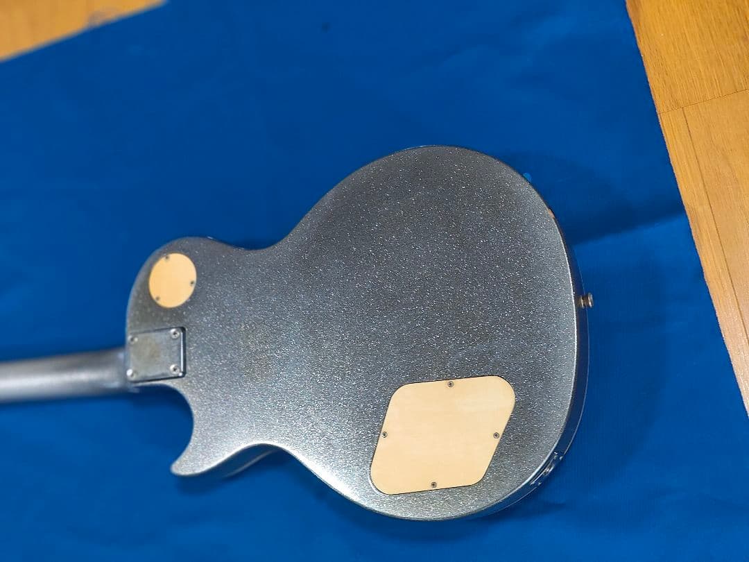 レスポール モデルブランドエレキギター 青色のグラデーション