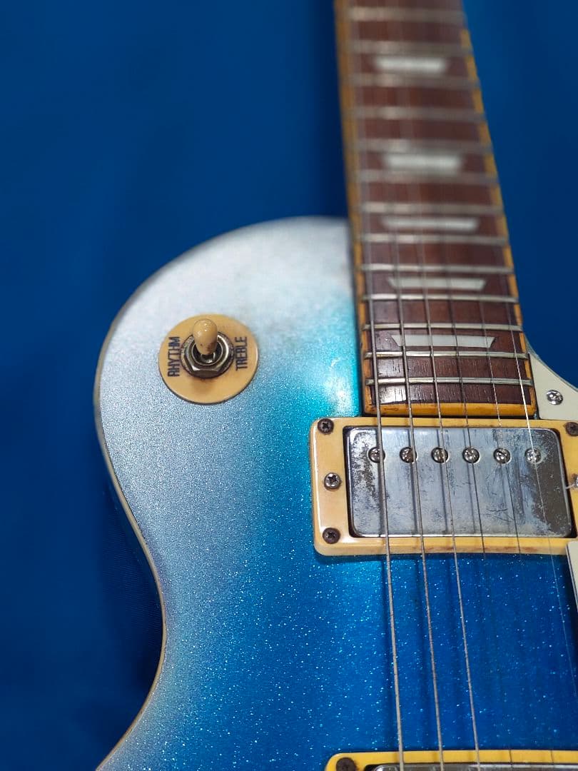 レスポール モデルブランドエレキギター 青色のグラデーション