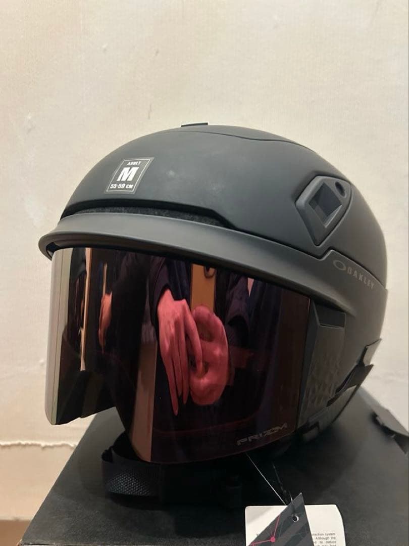 【新品未使用箱付き】OAKLEY MOD7 ヘルメット ゴーグル付 Mサイズ