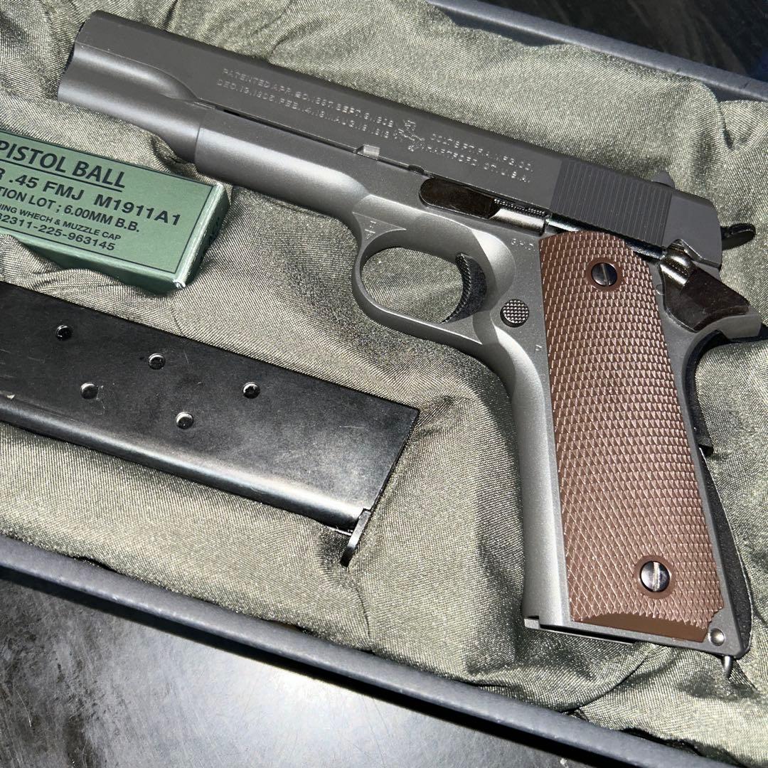 東京マルイ M1911A1 コルトガバメント ガスガン ガスが付属品です