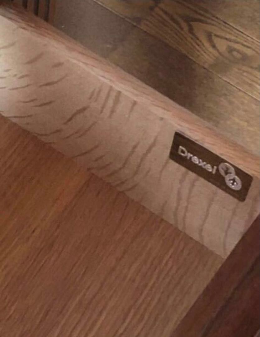 ドレクセル ベッドサイドテーブル　チェスト　ランプテーブル　定価40万