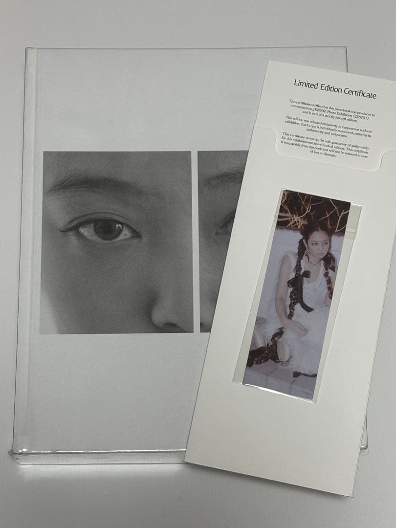 JENNIE ジェニ 写真展 J2NNI5 photobook