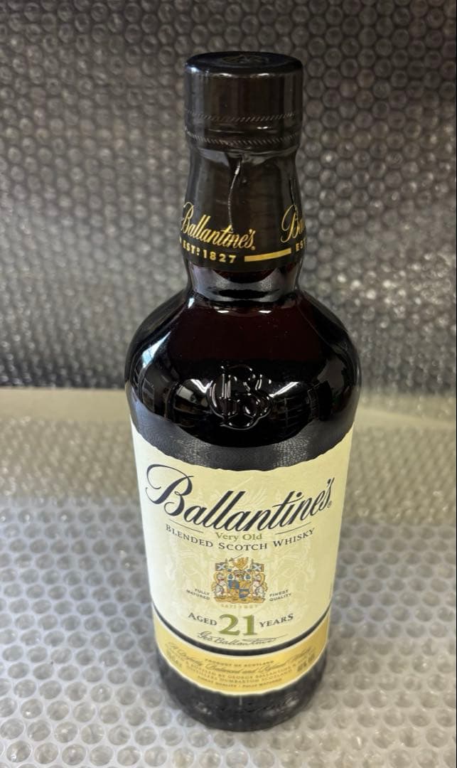 未開栓 バランタイン 21年 黒 キャップ 箱付き 40% 700ml