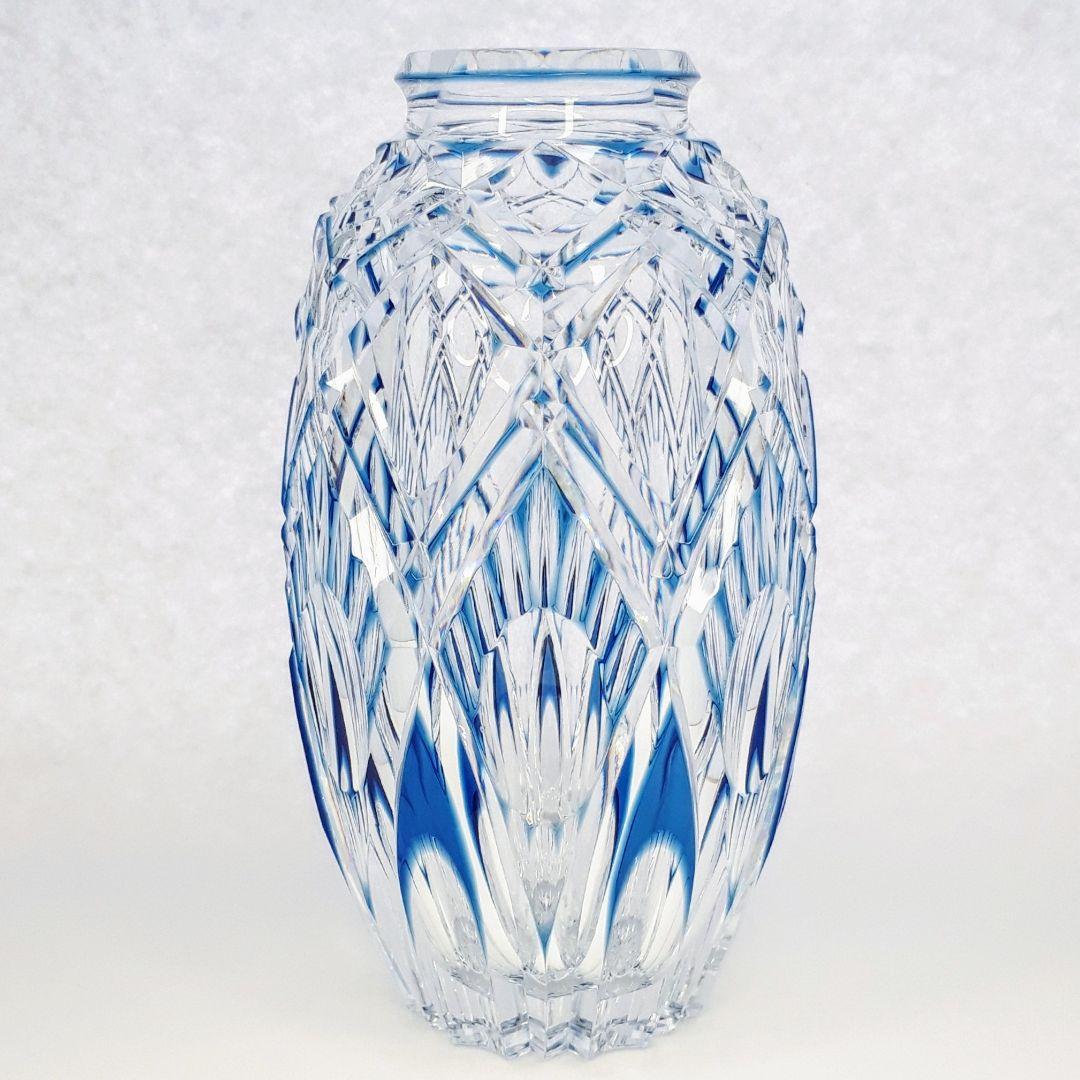 日本工芸会正会員　渡邊 明 作品　　切子 藍色被せ 花瓶　【入手困難品】