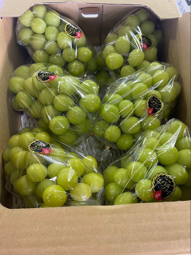 ② 【島根県産】シャインマスカット約5キロ 大房の6房