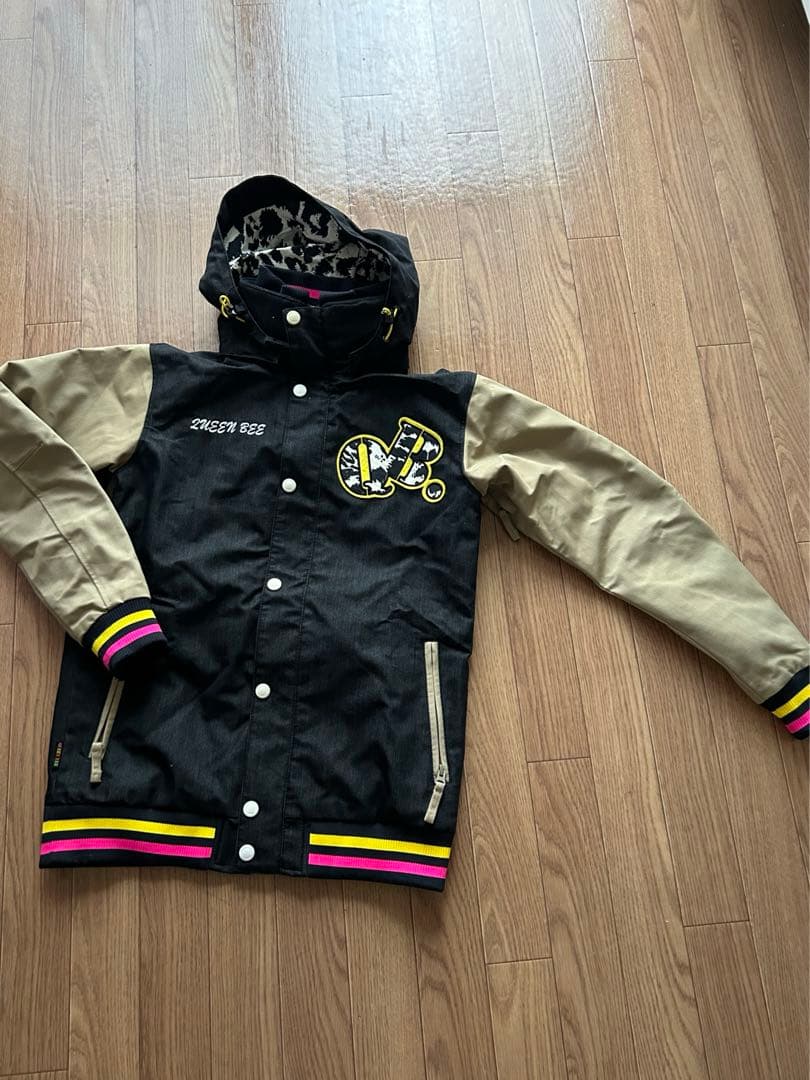 スノーボードウエア上・下　Sサイズ　小物セット