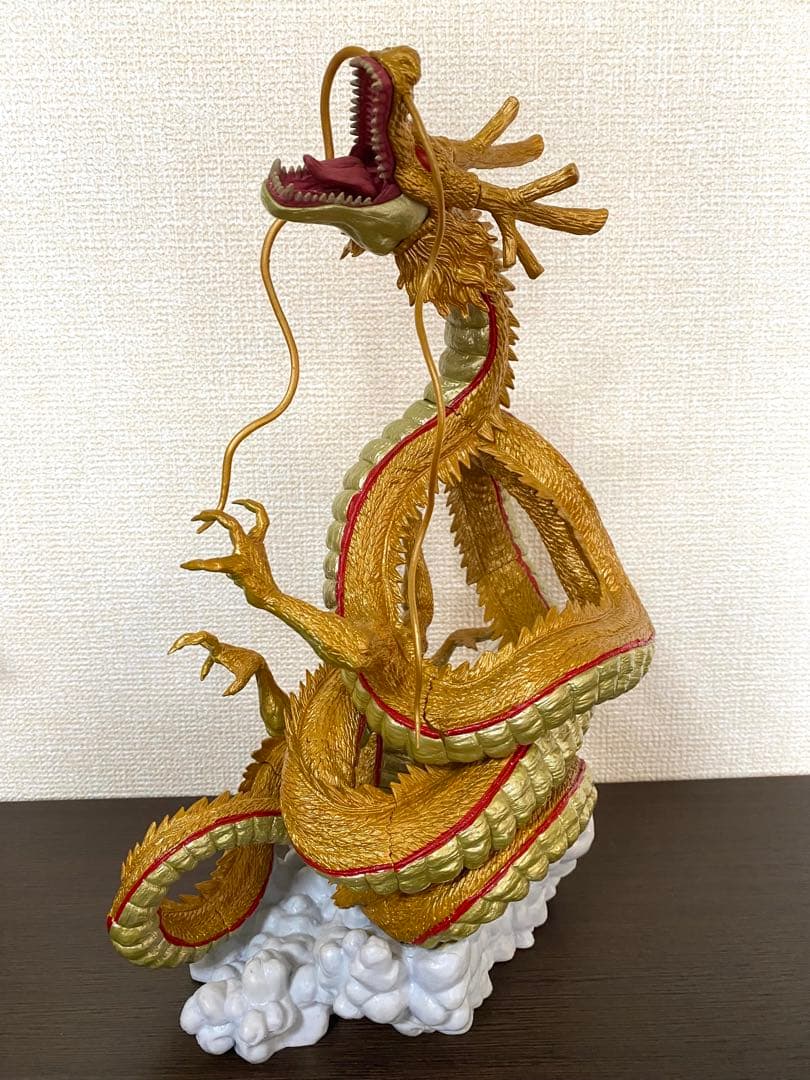 ドラゴンボール　一番くじ　ラストワン賞　黄金神龍　 海外限定　リペイント