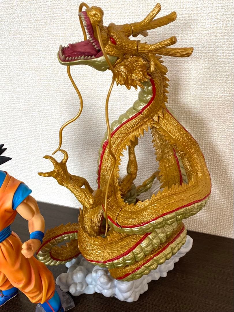 ドラゴンボール　一番くじ　ラストワン賞　黄金神龍　 海外限定　リペイント