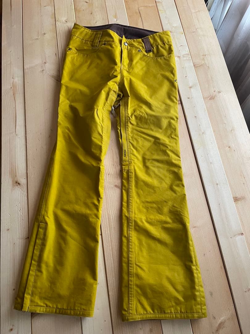 ARGトップス＆HOLDENボトムス【L】美品上下セット＋おNEWビーニー付