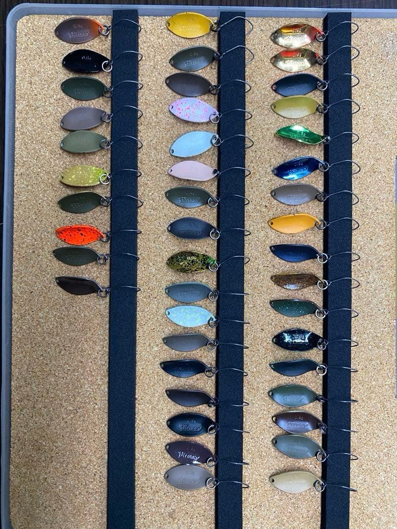 エリアトラウトスプーン　なぶら屋　アキュラシー0.9g