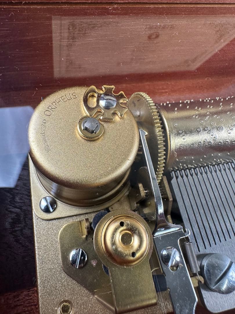 LEPETEORPHEUS オルゴール　50弁　愛の讃歌　エーデルワイス