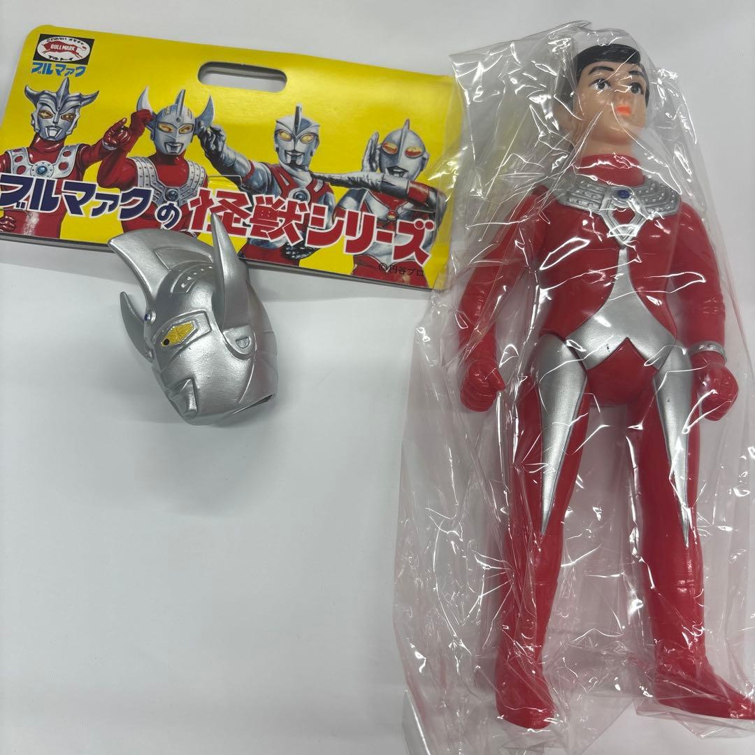 ブルマァク ウルトラマンタロウ マスク取れ