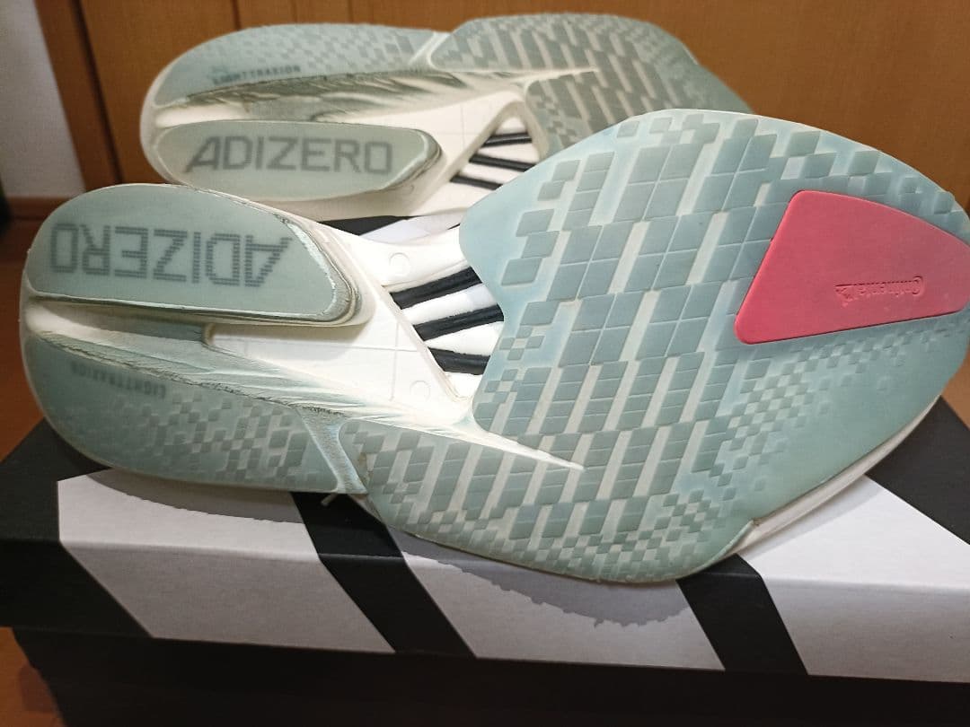 スパイク・シューズ adidas LIGHTSTRIKE PRO 4 26.5cm