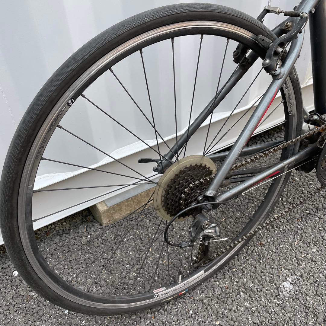 クロスバイク FX7.4 身長165-175cm 定価8万円