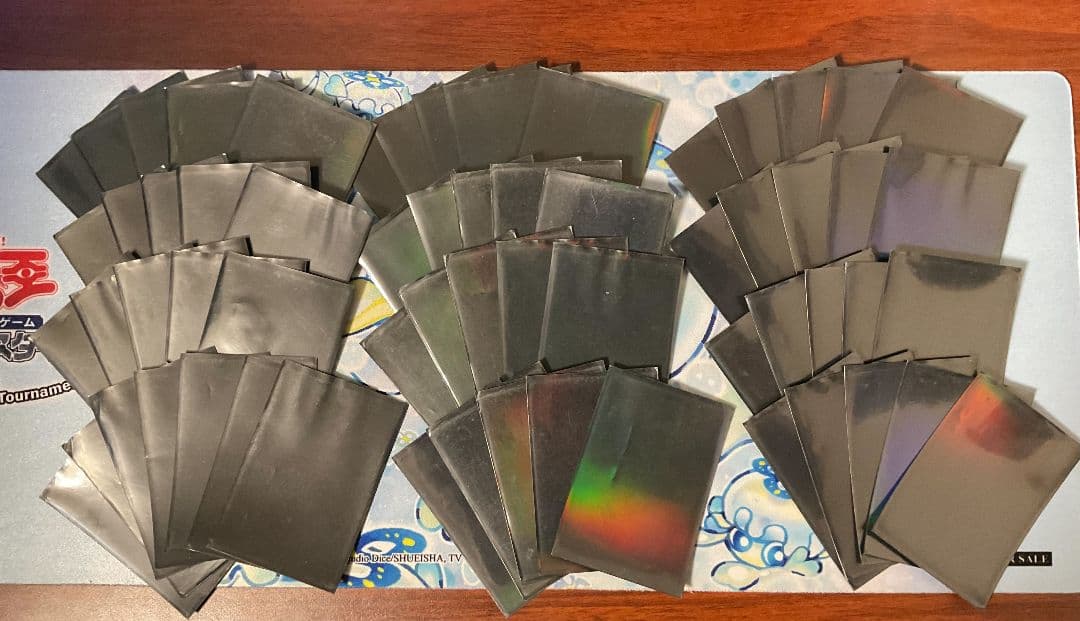 遊戯王　レインボードラゴン　スリーブ　62枚