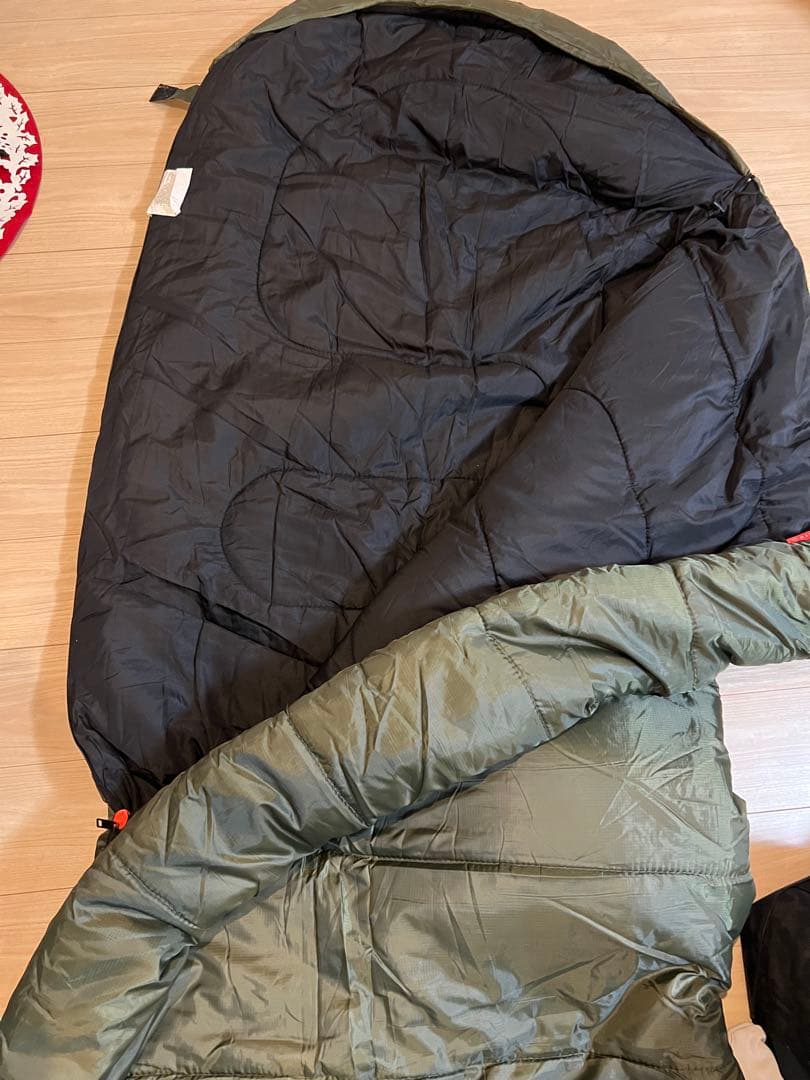 フィールドサハラ　シェラフ　SAHARA ZW3000 寝袋 オリーブグリーン