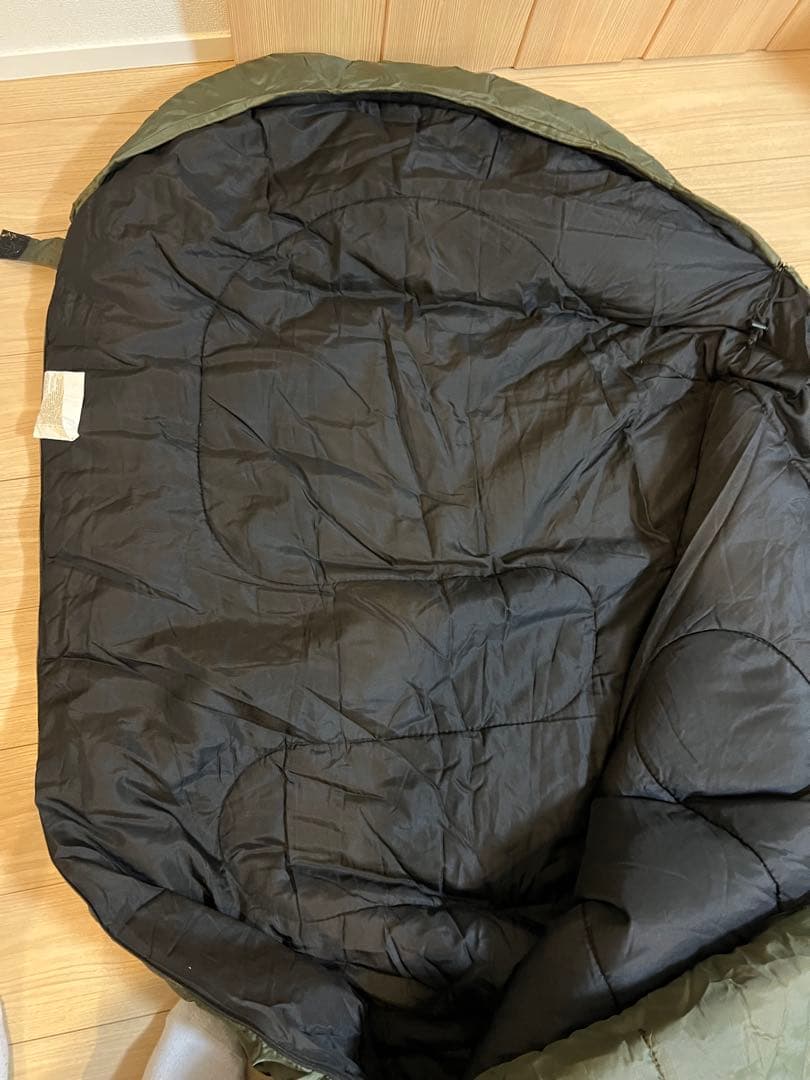 フィールドサハラ　シェラフ　SAHARA ZW3000 寝袋 オリーブグリーン