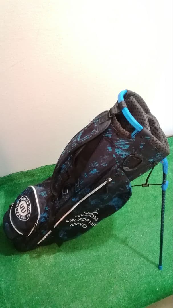 OUUL LONDON CALIFORNIA TOKYO　キャディバッグ　軽量