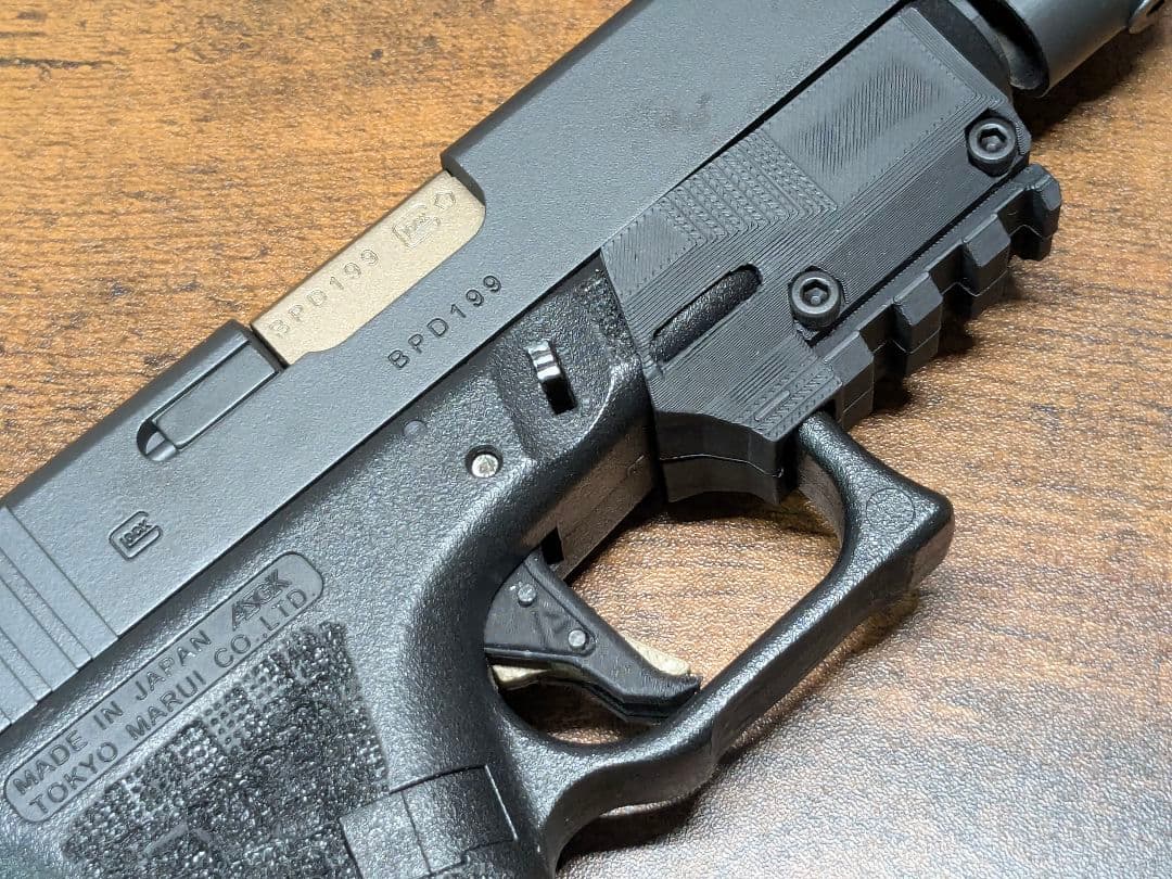 東京マルイ　グロック26 アドバンス　カスタム