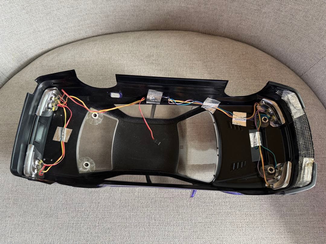 ドリフトラジコン　チェイサー　ウイングライト付き