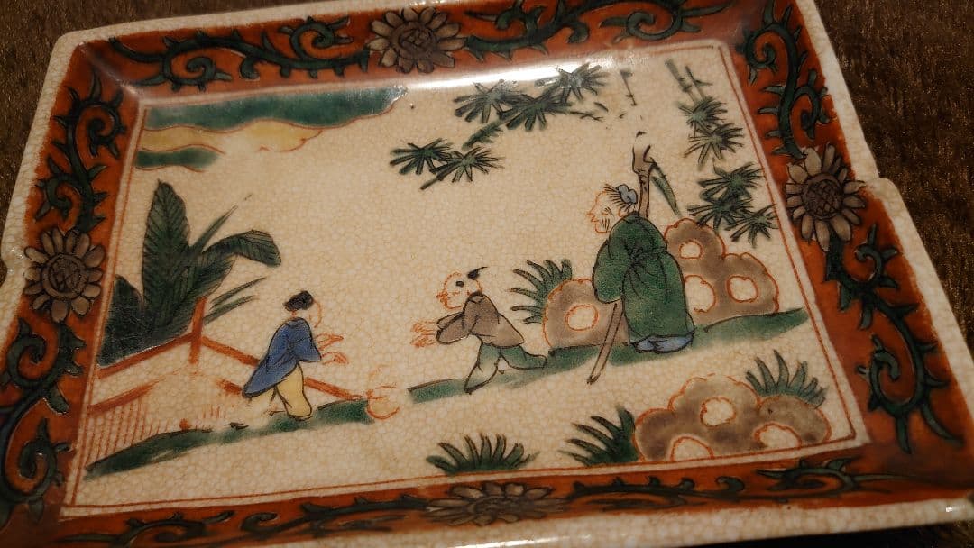 古九谷　九谷焼　角皿　色絵　唐人　江戸期　１客