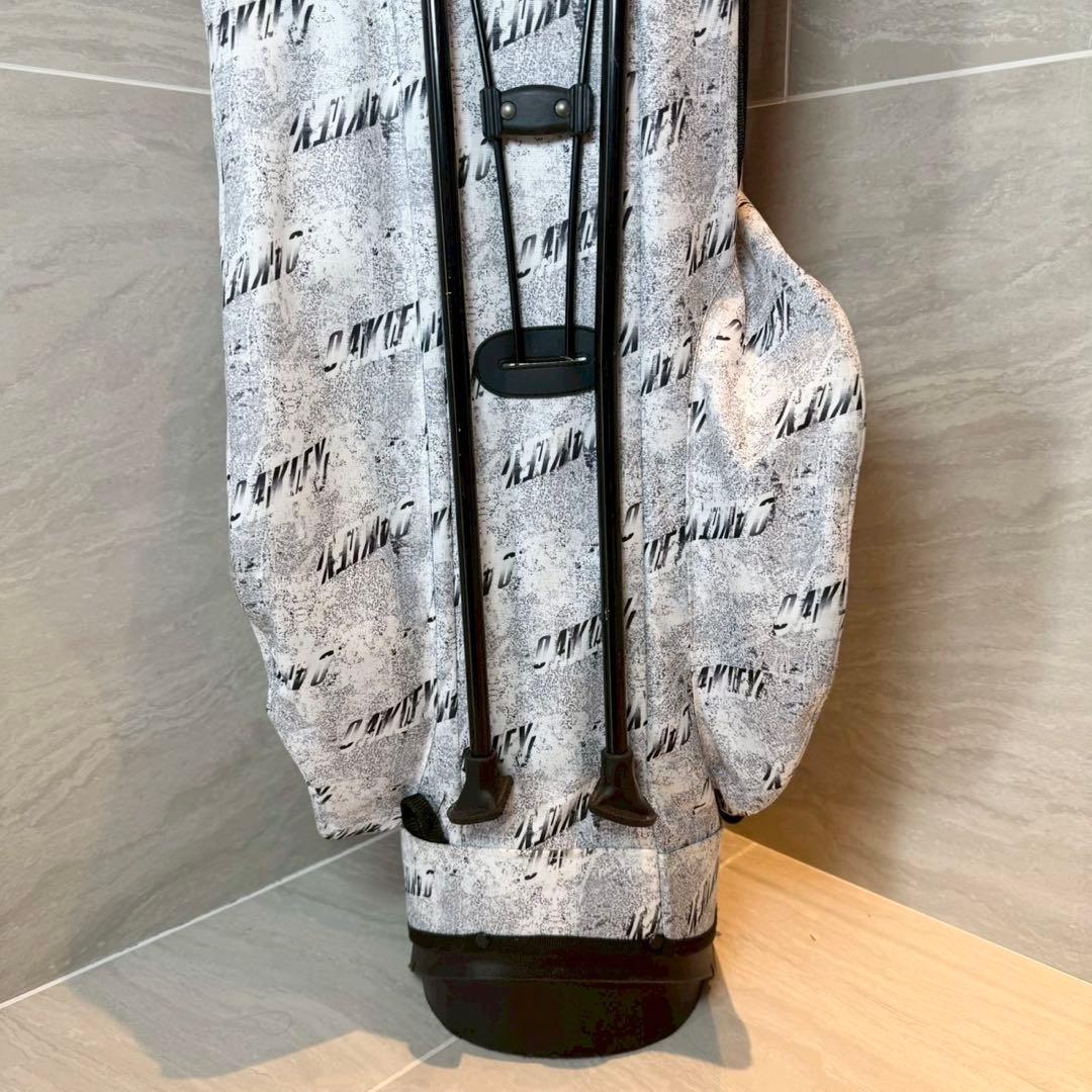 オークリー　プリント柄　キャディバッグ　軽量