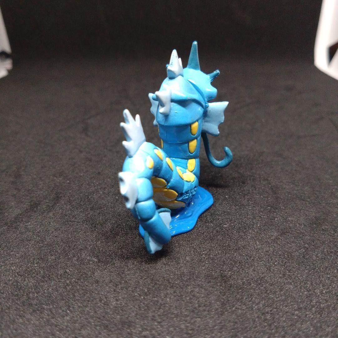 ギャラドス　色違い　ポケモン　モンコレ　初期　任天堂　フィギュア　匿名配送