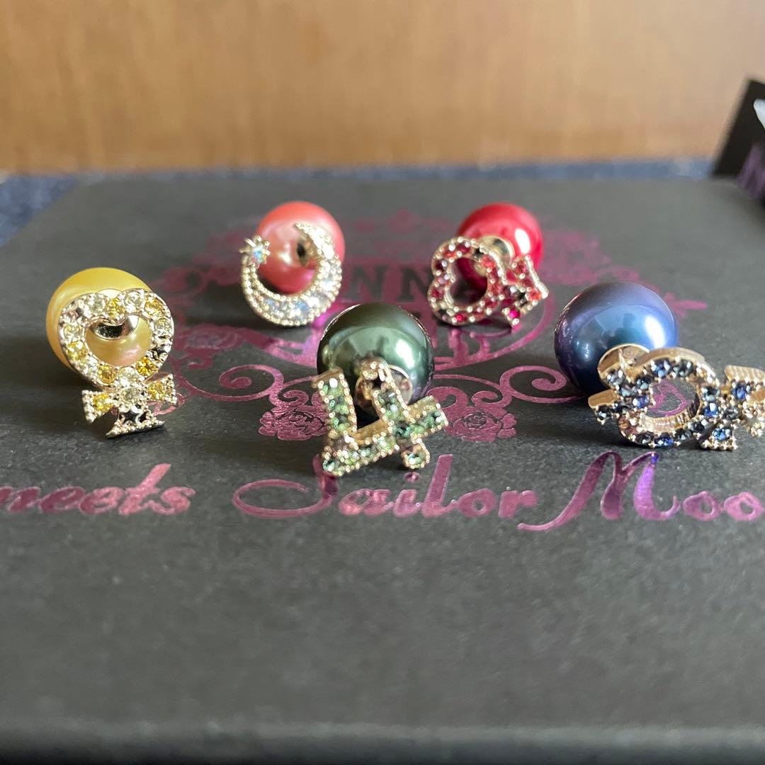 ***様 セーラームーン パールキャッチピアス 伊勢丹 ANNA SUI アナス