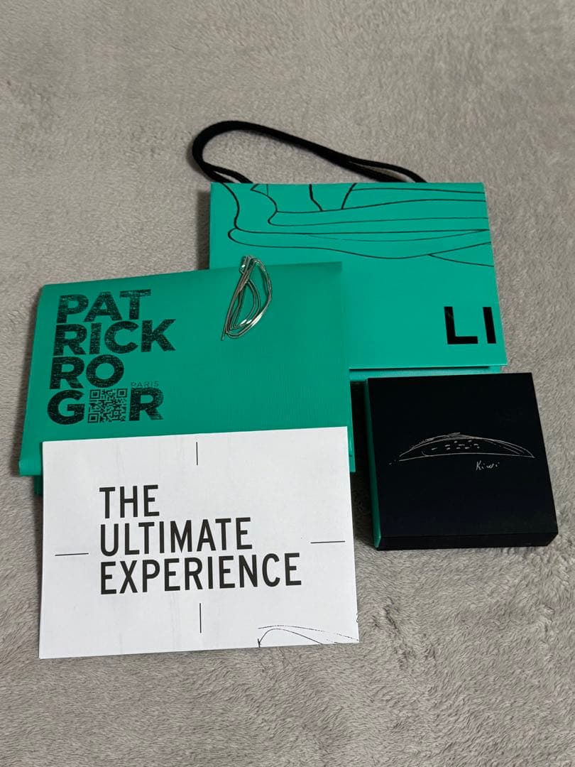 パトリックロジェ　チョコレート16粒入り