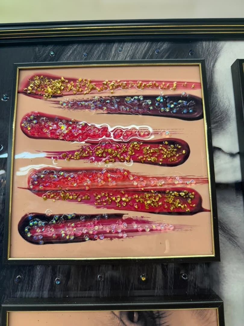 アートパネル　水晶絵　レッド　コスメ　ピンク　美容　キラキラ　赤　壁掛け　額