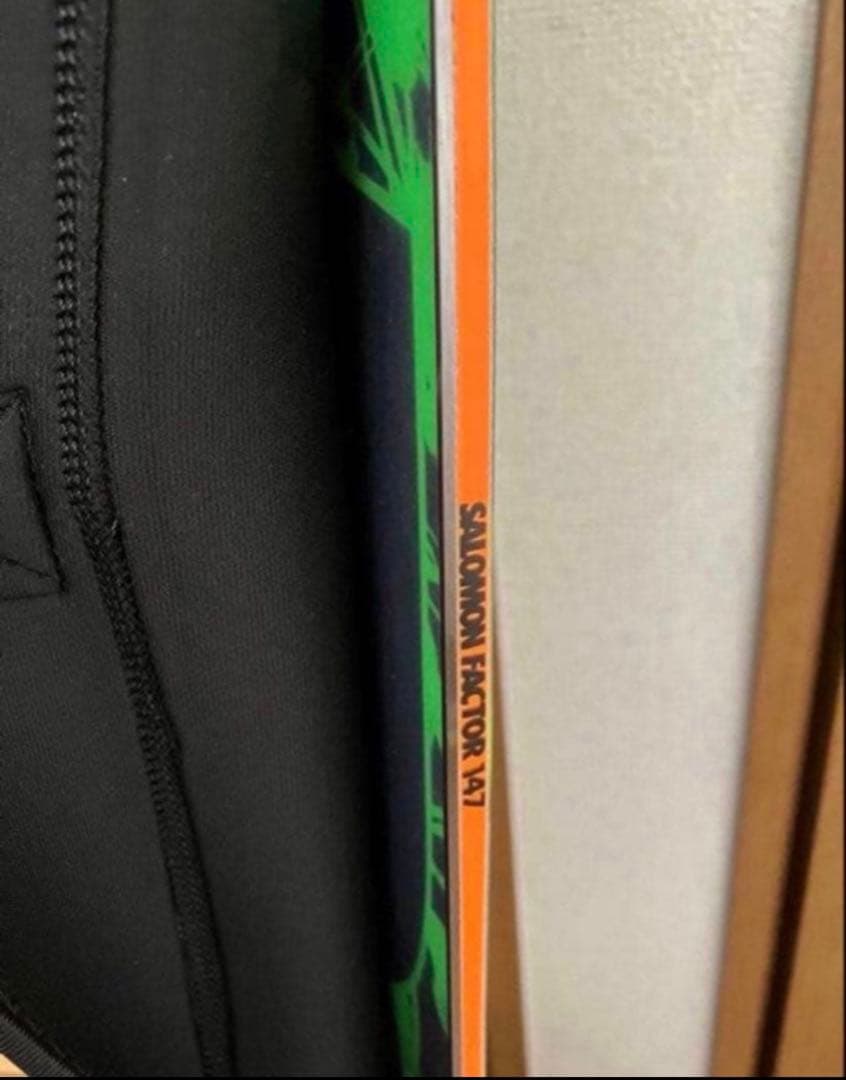 THE FACTOR X-LARGEコラボグラフィック 147