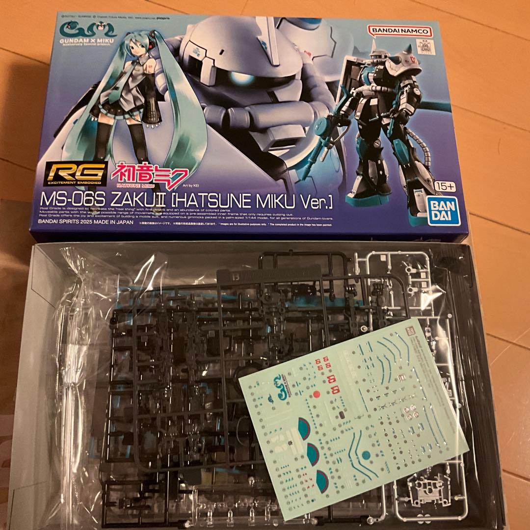 今夜限り！！　RG 1/144 MS-06S ザクII [初音ミクVer.]