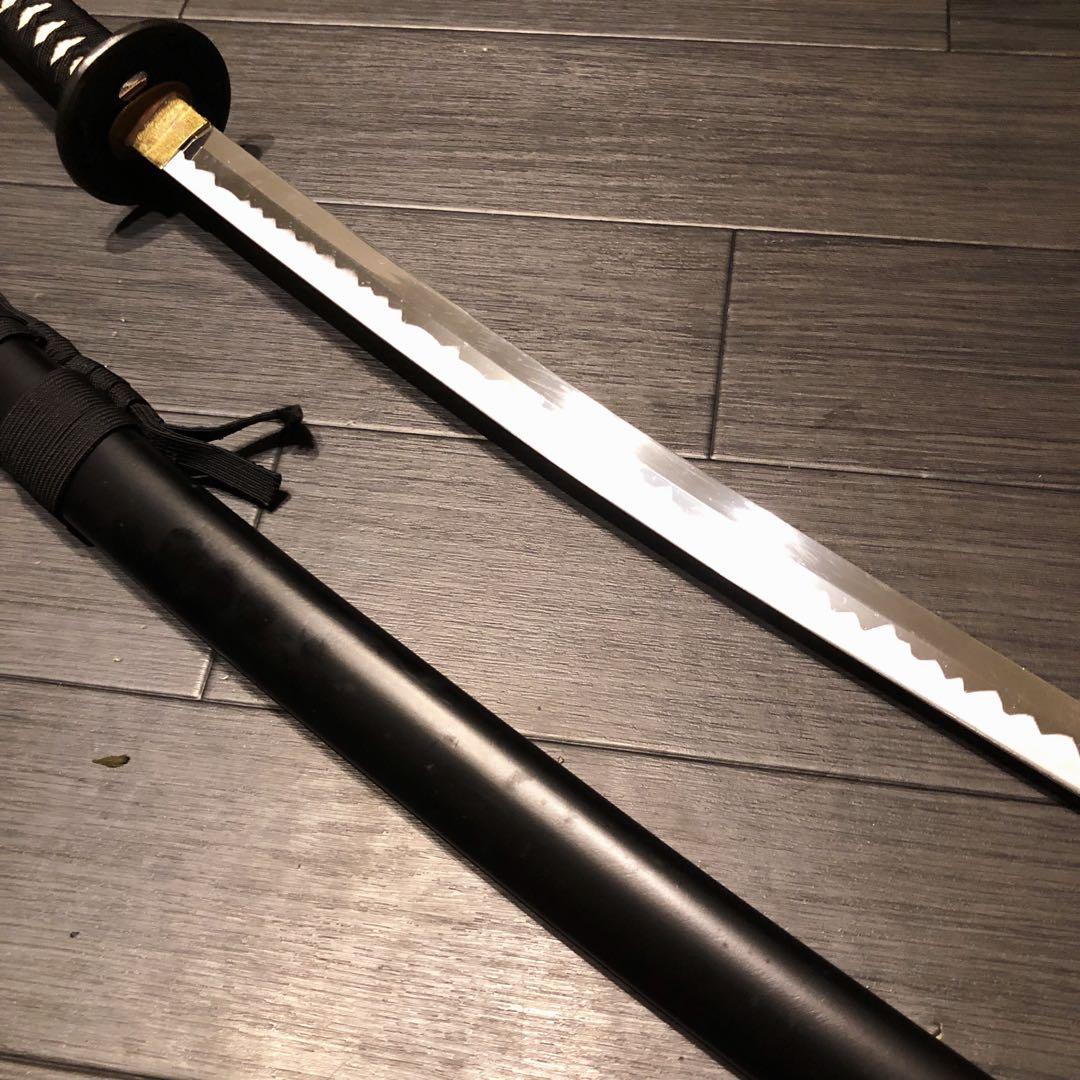 高級模造刀　居合刀　優波紋　黒拵え　太刀