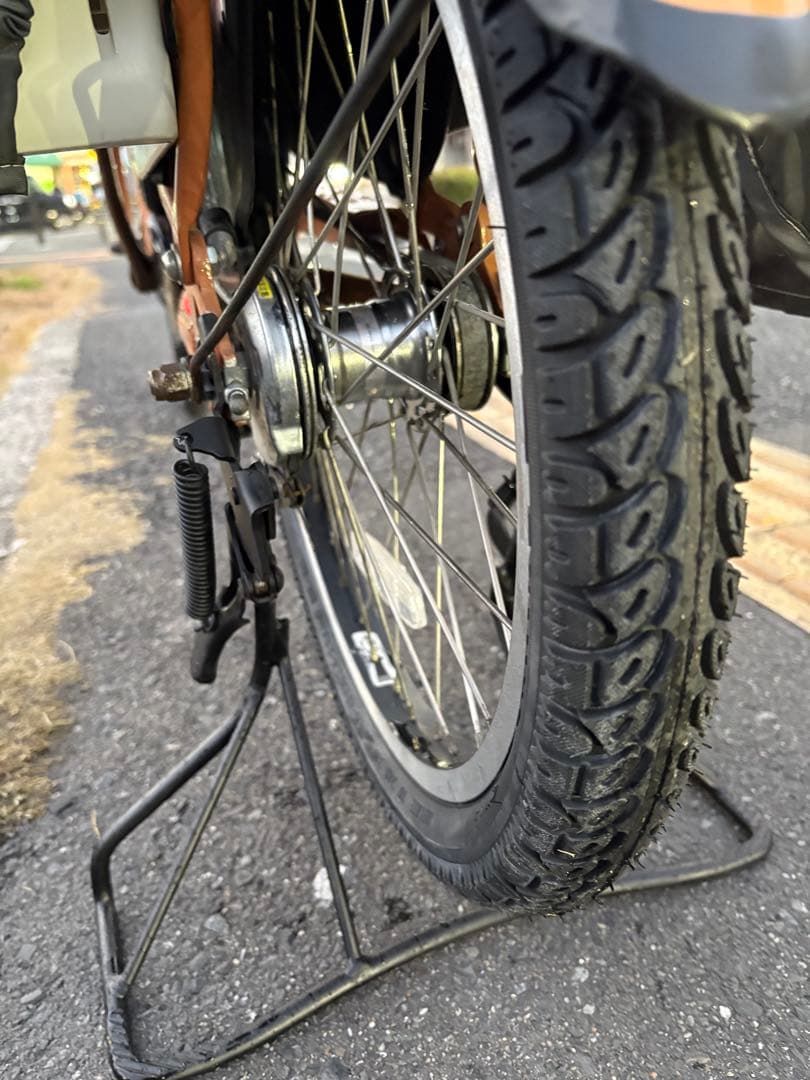 中古20インチブリヂストン電動アシスト自転車　ベルト式　B400 大阪