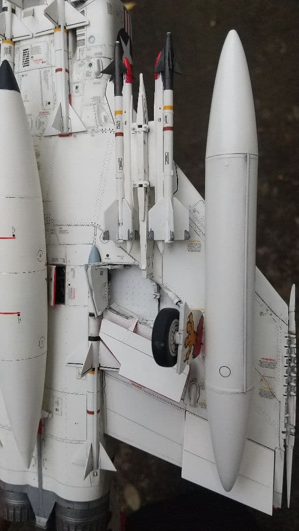 タミヤ F-4B ファントム II 1/48