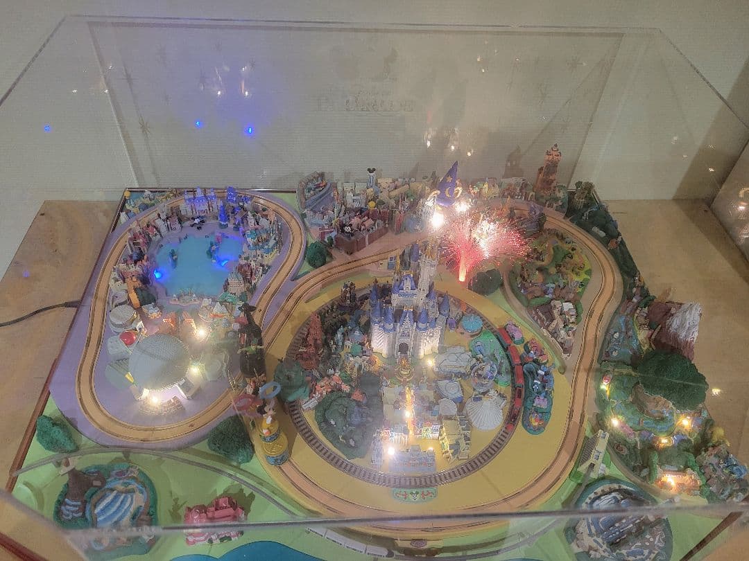 特価　デアゴスティーニ　ディズニーパレード　ワールドリゾート　ジオラマ