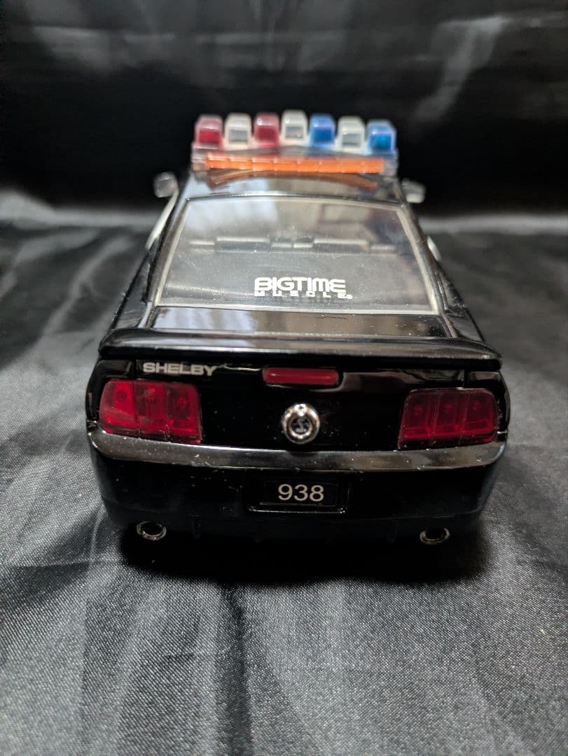 jada 2008 フォード シェルビー GT-500KR™　1/24　パトカー