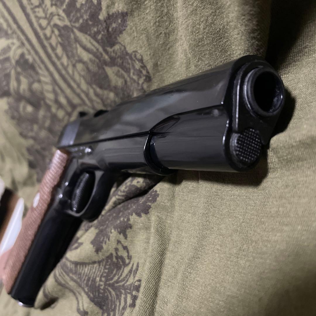 1911 ブラックモデルガン 　プラスチック製