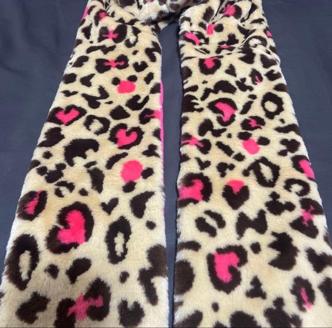 ミニーマウス風ヒョウ柄マフラーキャップ