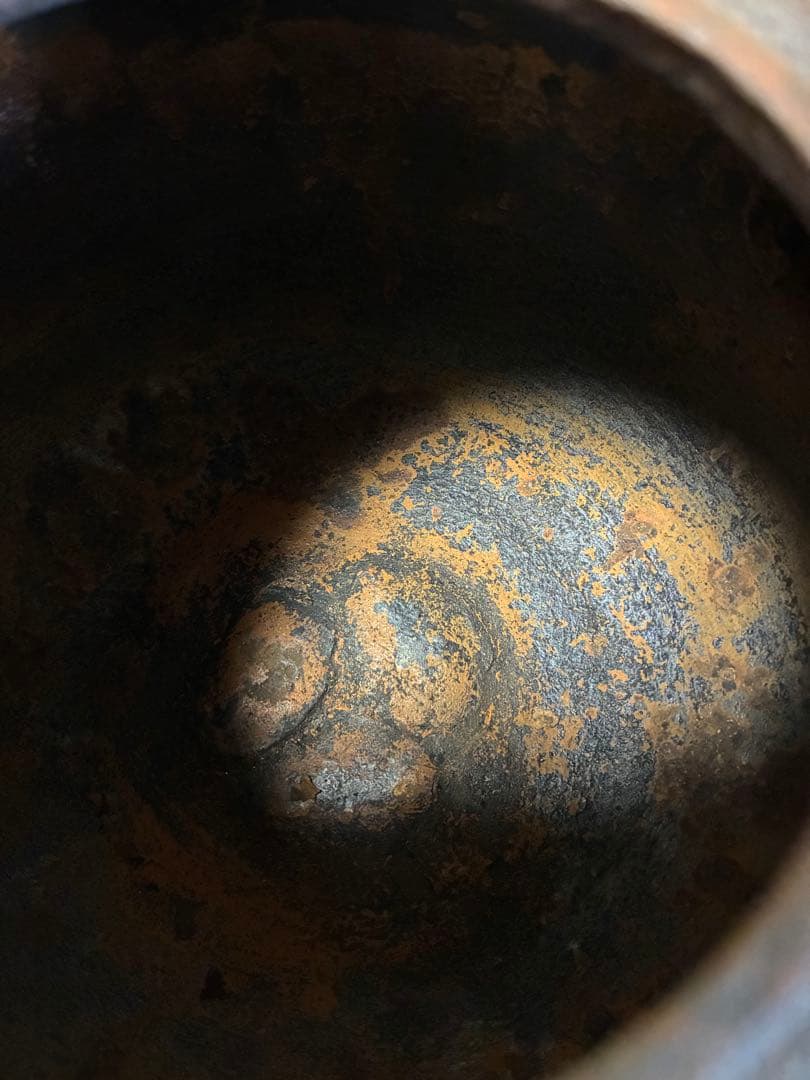 古い鉄瓶　在銘　角谷莎村作　銀摘み