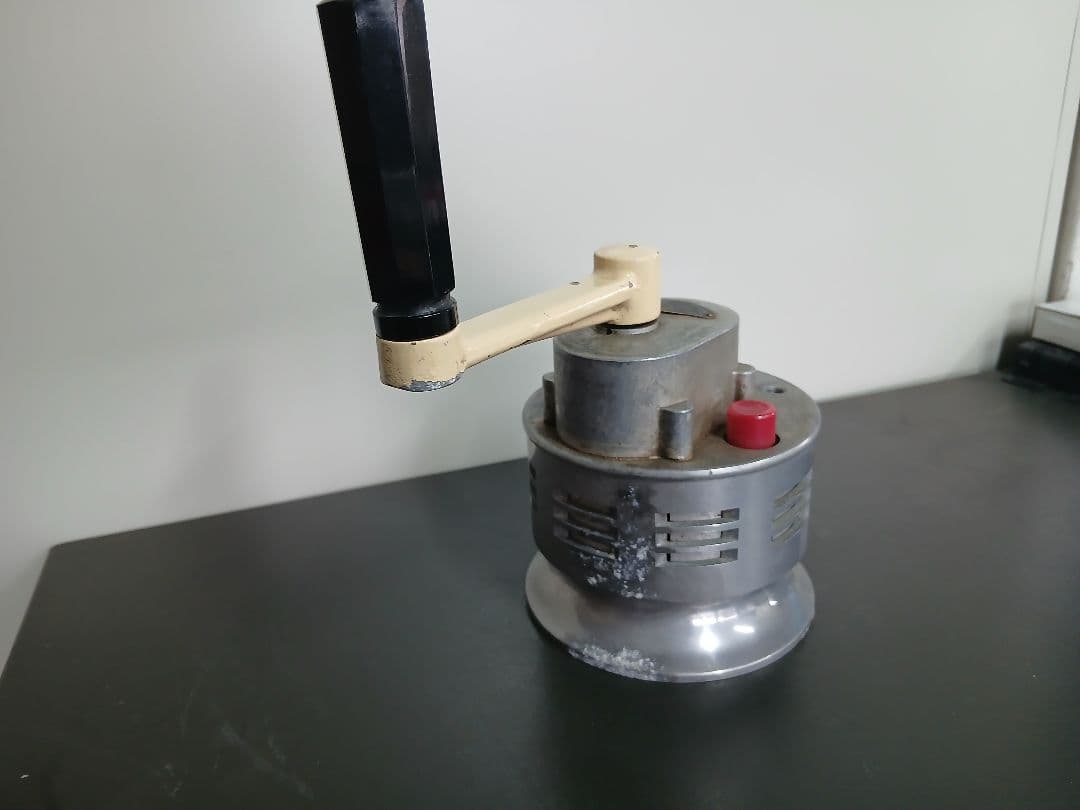 手回し式サイレン　昭和レトロ