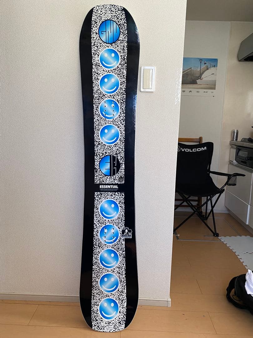 スノーボード GNU board 23.24 ESSENTIAL 153