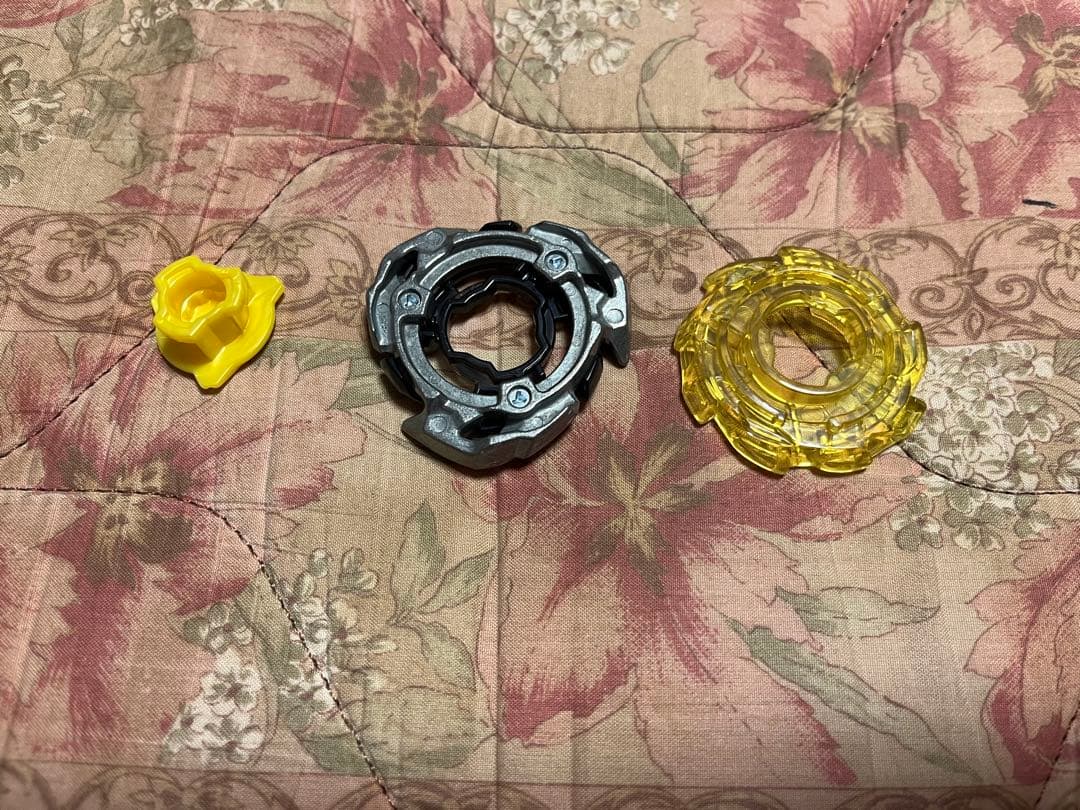 ベイブレードX引退品