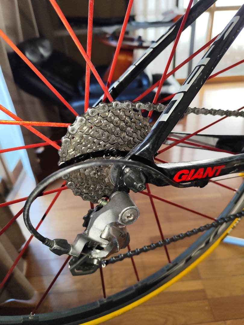 GIANT DEFY Composite3 レーシングゼロレッドスポーク8㎏程度