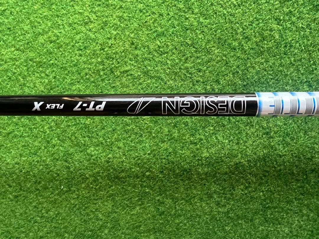 ピン スリーブ付きシャフト グラファイトデザイン TourAD PT